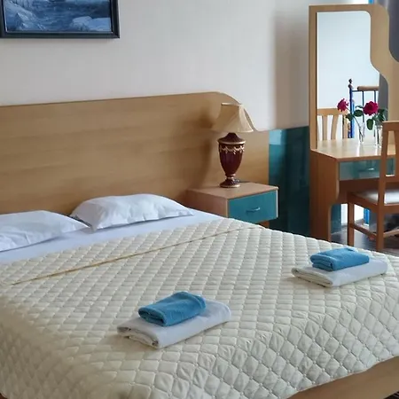 ホテル Iceberg 2*