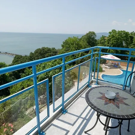 Hotell Iceberg Baltjik